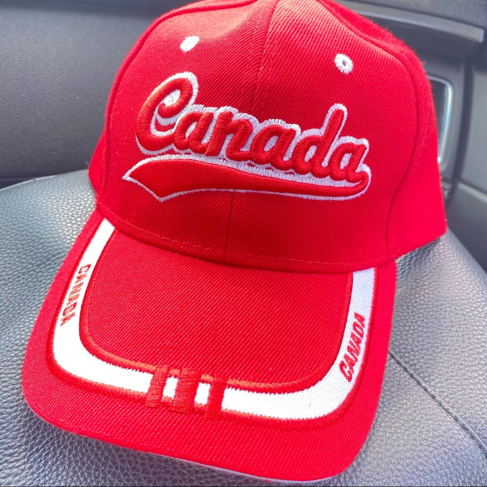 Canada 🇨🇦 Hat